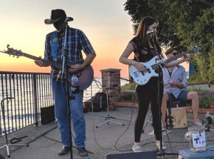 Live music at the Winery - Paper Moon